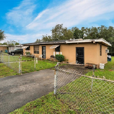 Miami 3 BR | 2 BA | 1,680 SF | 10,455 Lot